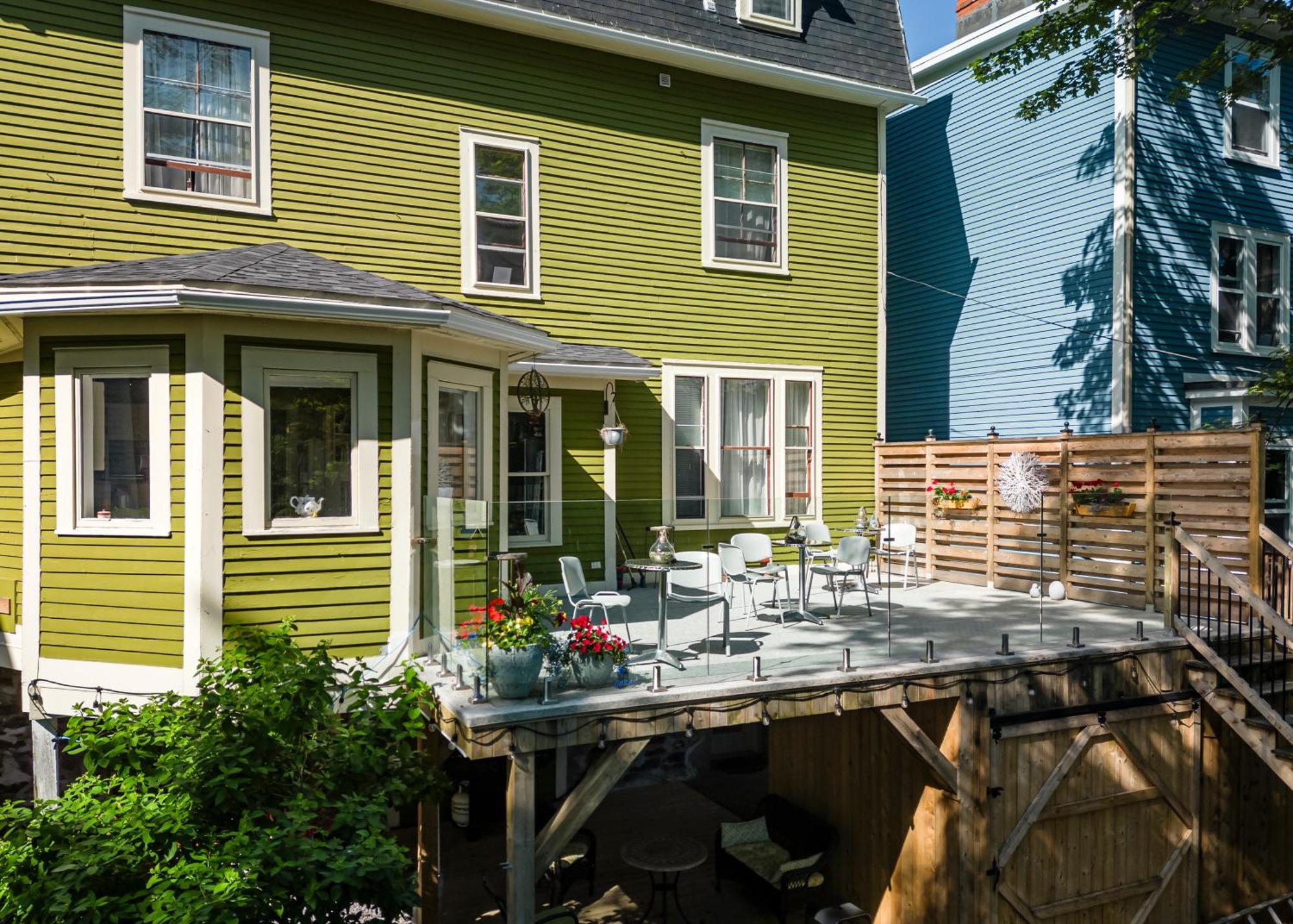 The Elizabeth Manor Guesthouse St. John's Bagian luar foto