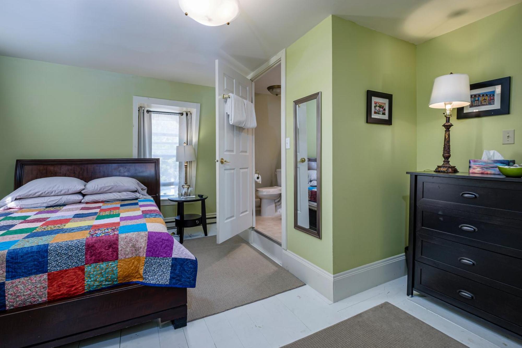 The Elizabeth Manor Guesthouse St. John's Bagian luar foto