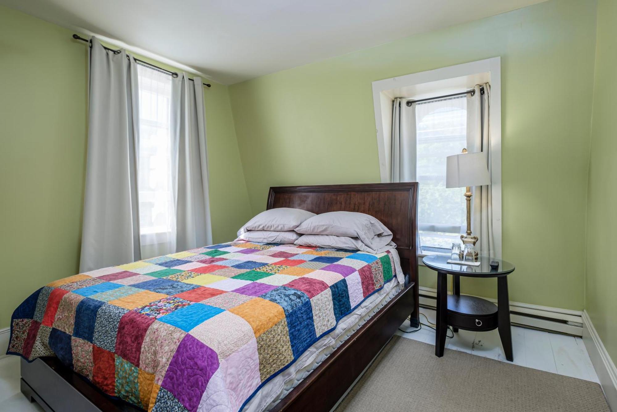 The Elizabeth Manor Guesthouse St. John's Bagian luar foto