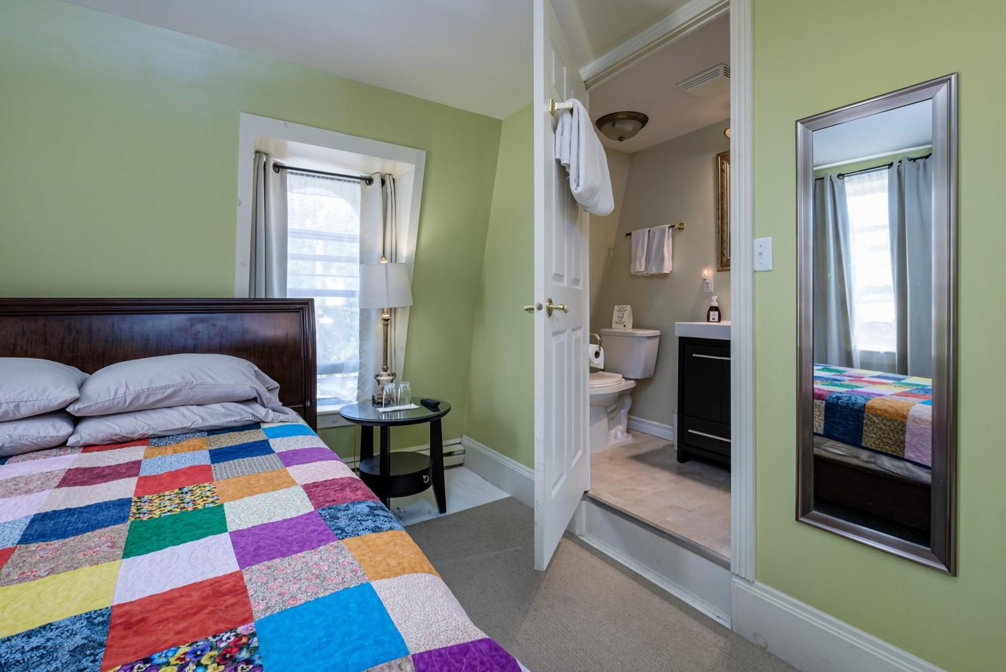 The Elizabeth Manor Guesthouse St. John's Bagian luar foto