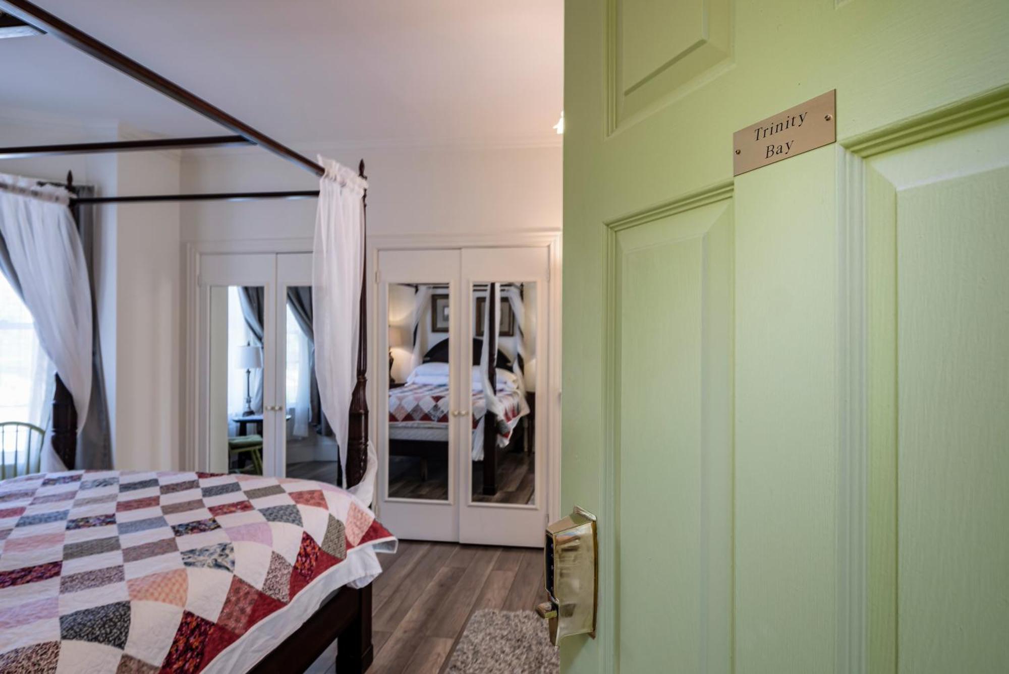 The Elizabeth Manor Guesthouse St. John's Bagian luar foto