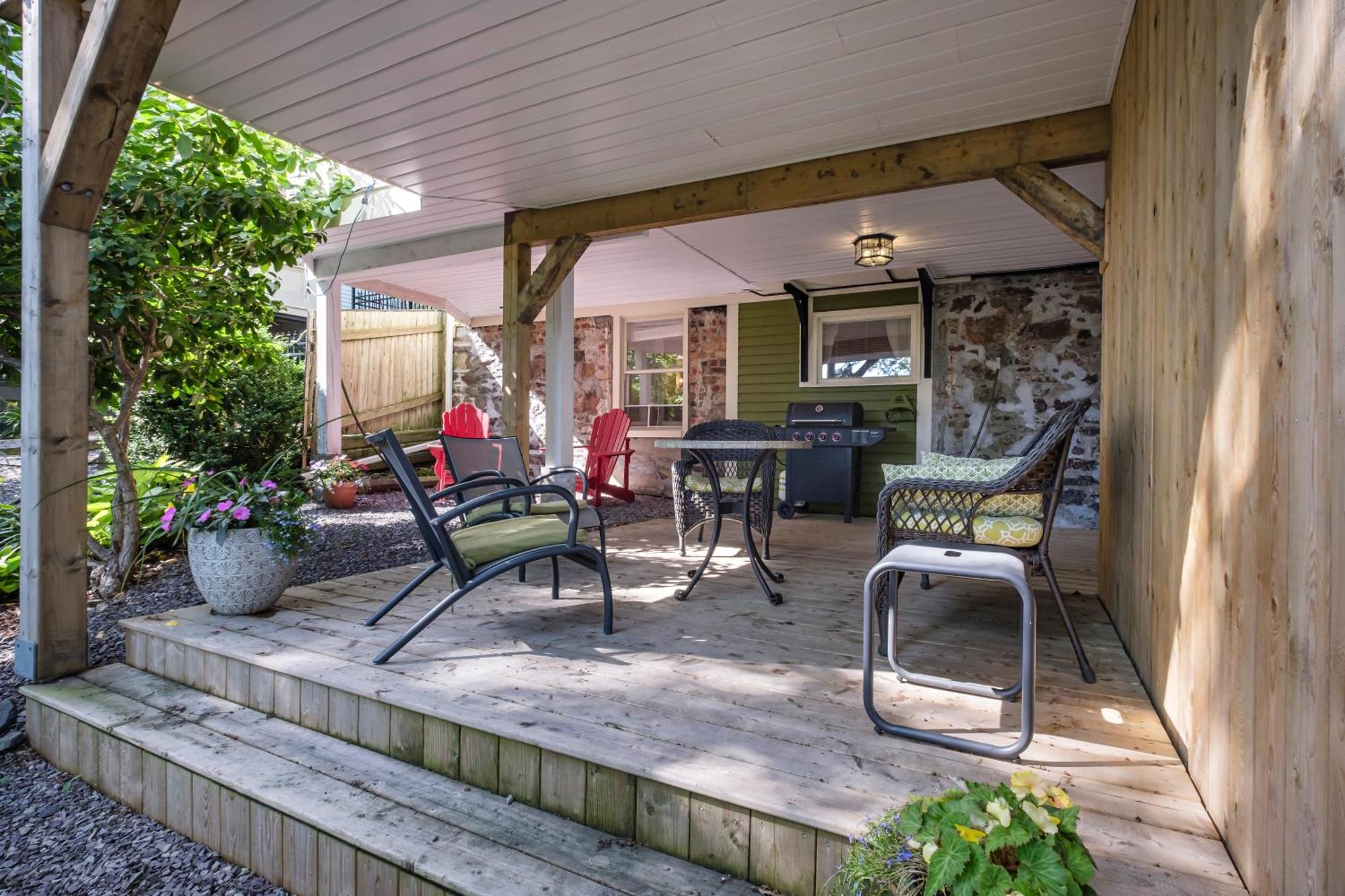 The Elizabeth Manor Guesthouse St. John's Bagian luar foto