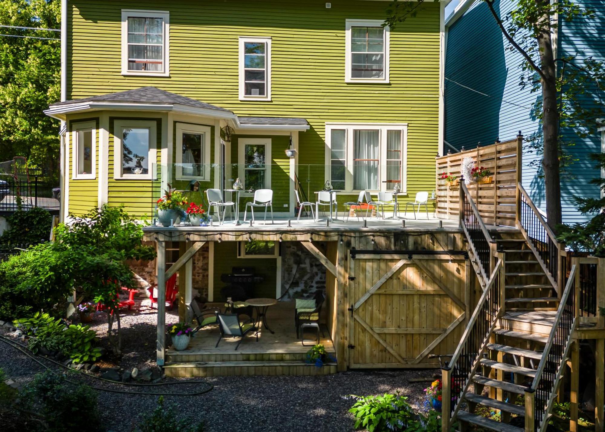 The Elizabeth Manor Guesthouse St. John's Bagian luar foto